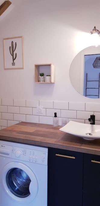 Studio Cosy, Centre Historique Malestroit Apartment ภายนอก รูปภาพ